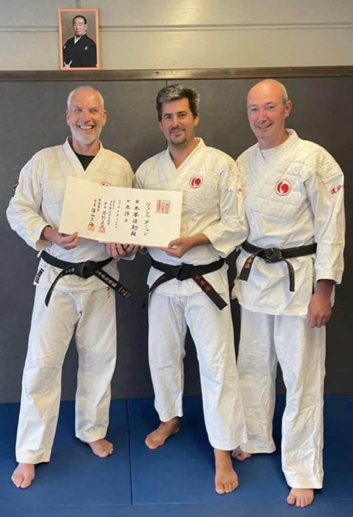 Remise du 2en Dan Nidan de Nippon Kempo à Damien Verrelle